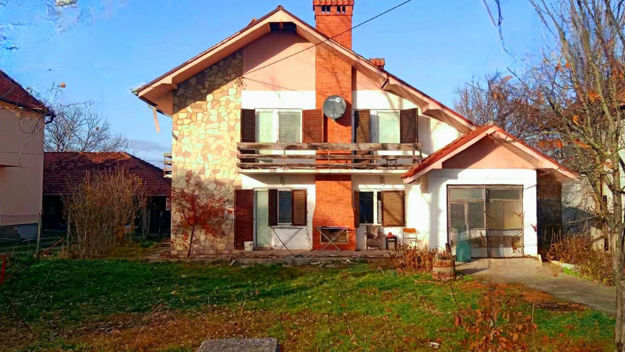 Kuća, Topola